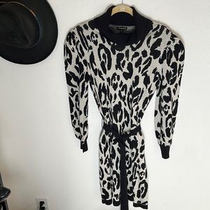 Who What Wear leopard long sleeve dress size M